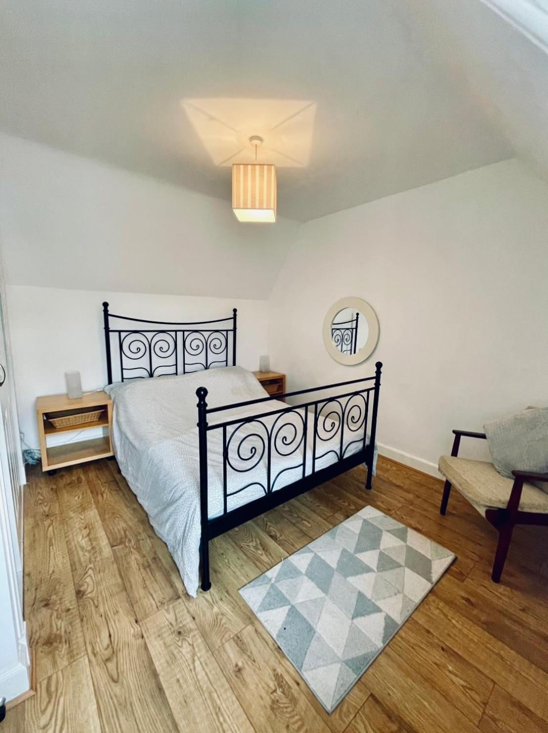 The Crows Nest Apartment อายเมาธ์ ภายนอก รูปภาพ